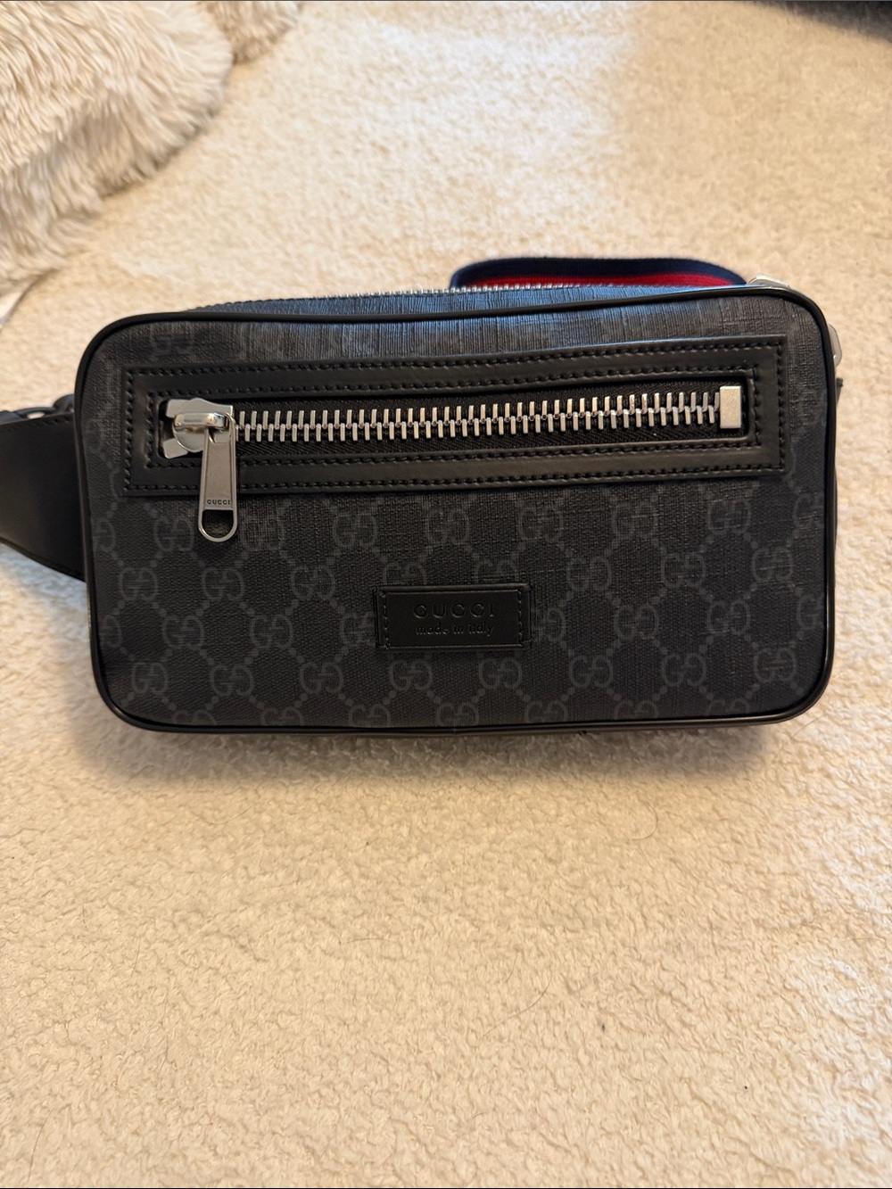 Gucci Black GG Supreme Canvas Belt Bag with Silver Zip